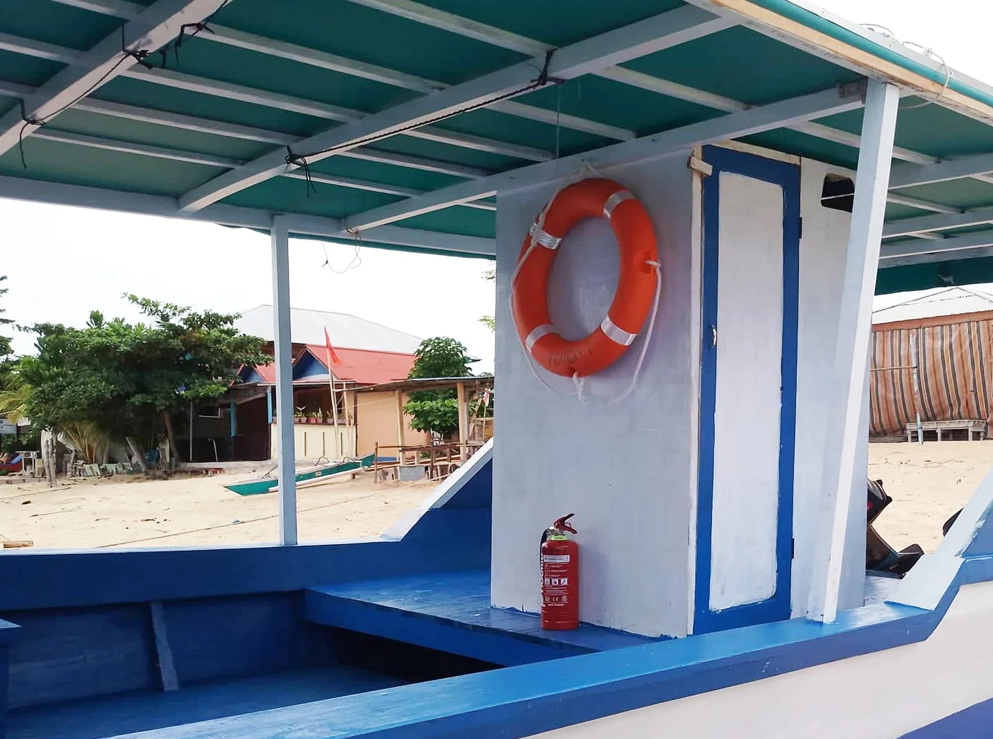 sewa perahu di manado