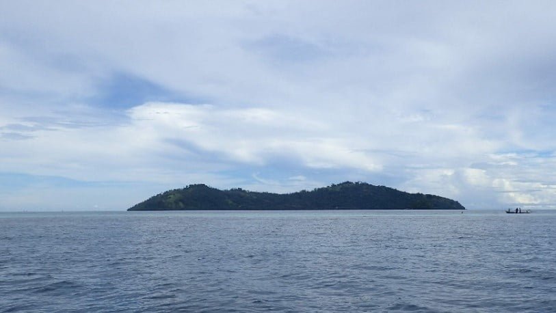 bunaken_island hop. Bunaken-island-hop