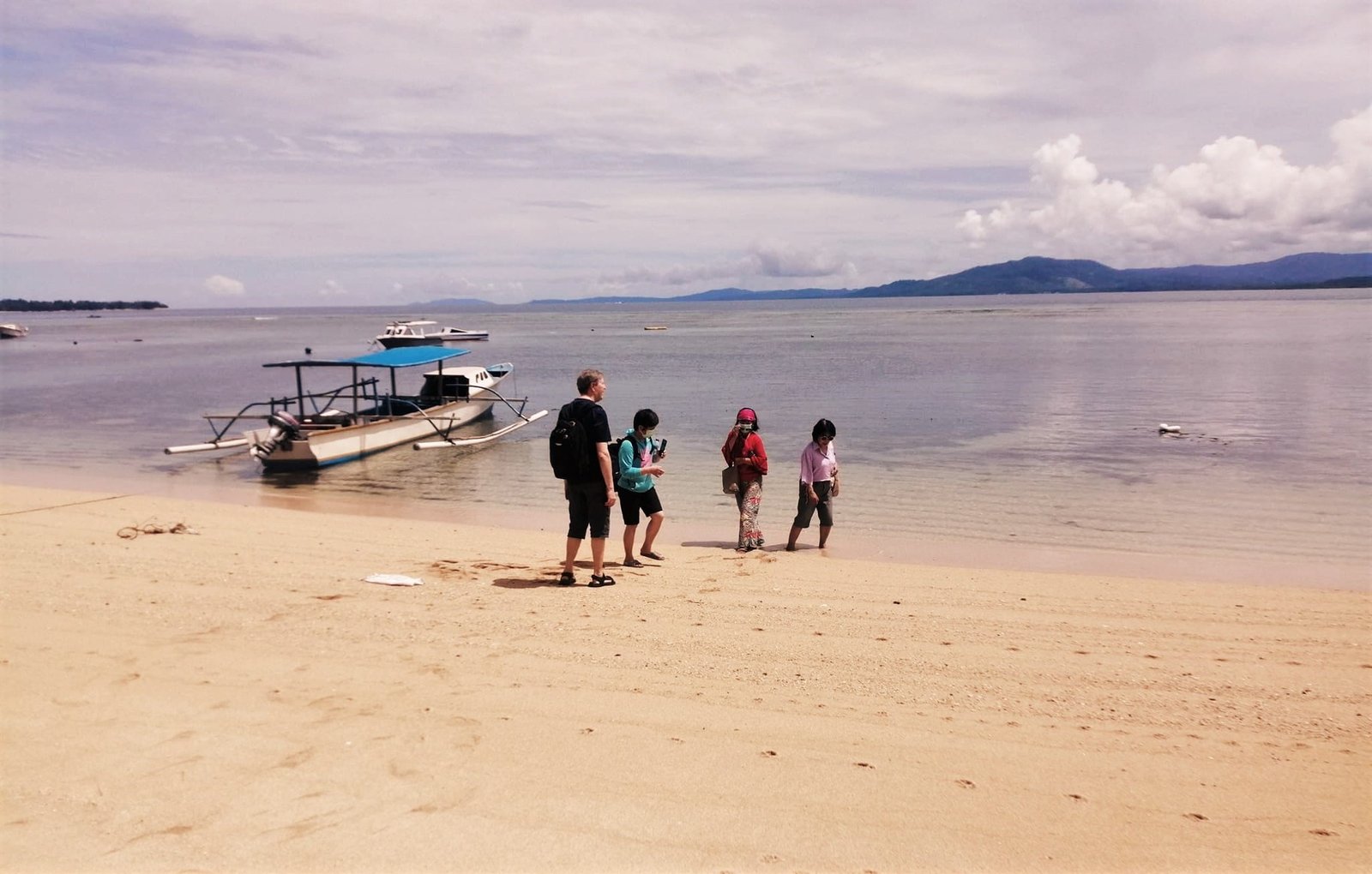 bunaken-island-north-sulawesi-tours north-sulawesi-tours