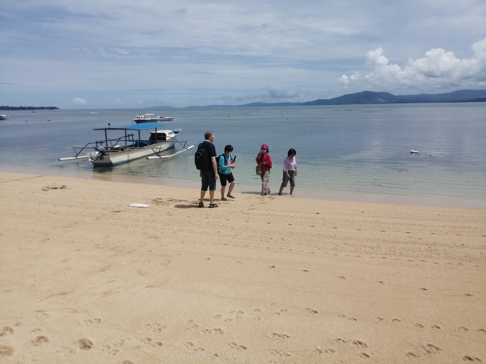 bunaken snorkeling tours muka-kampung-point-Bunaken snorkeling tours