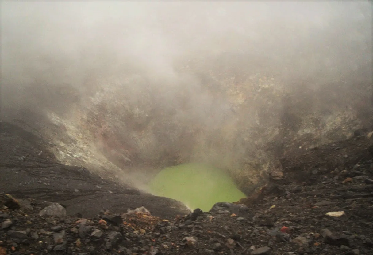 lokon_volcano crater Tompaluan Crater of mount Lokon