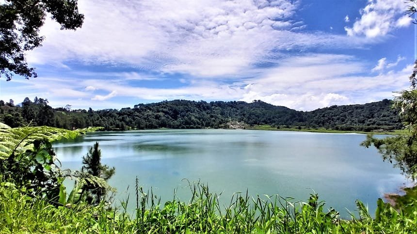 Sulphur lake on Minahasa Highland tours