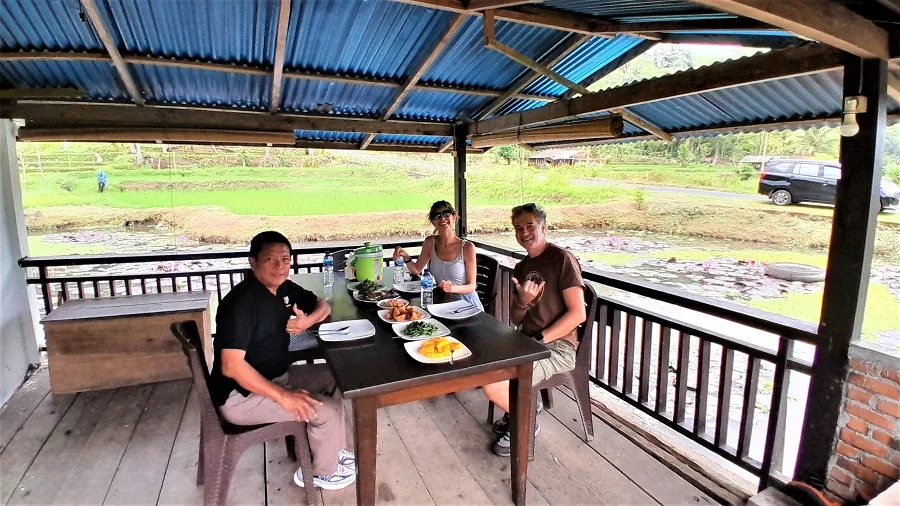 Lunch break at Minahasa highland tour