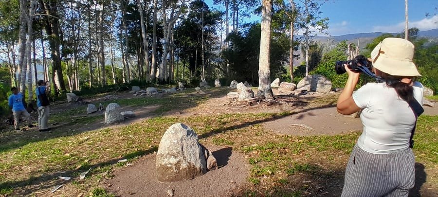megalithic lorelindu_tour Megalithic Lorelindu tours