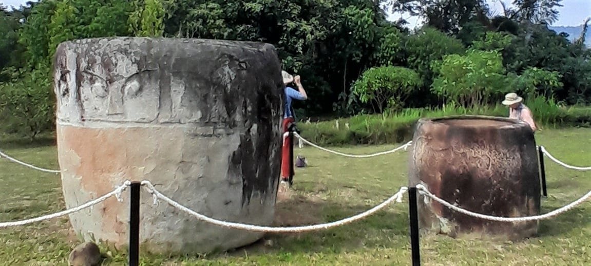 megalitihics-lorelindu tours Megalithic lorelindu tours