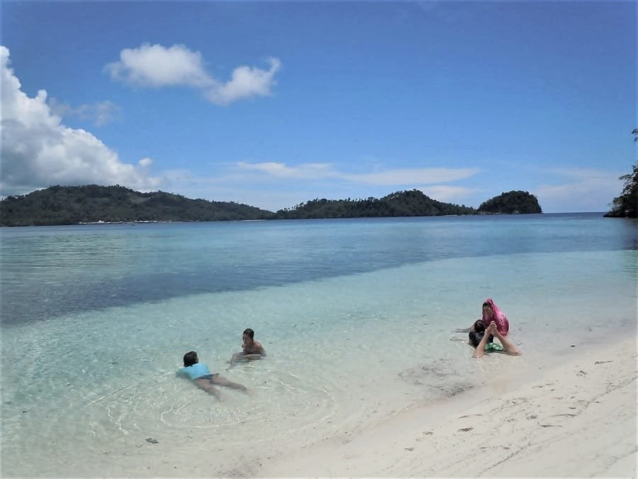 togean_island-hop togean-island hop