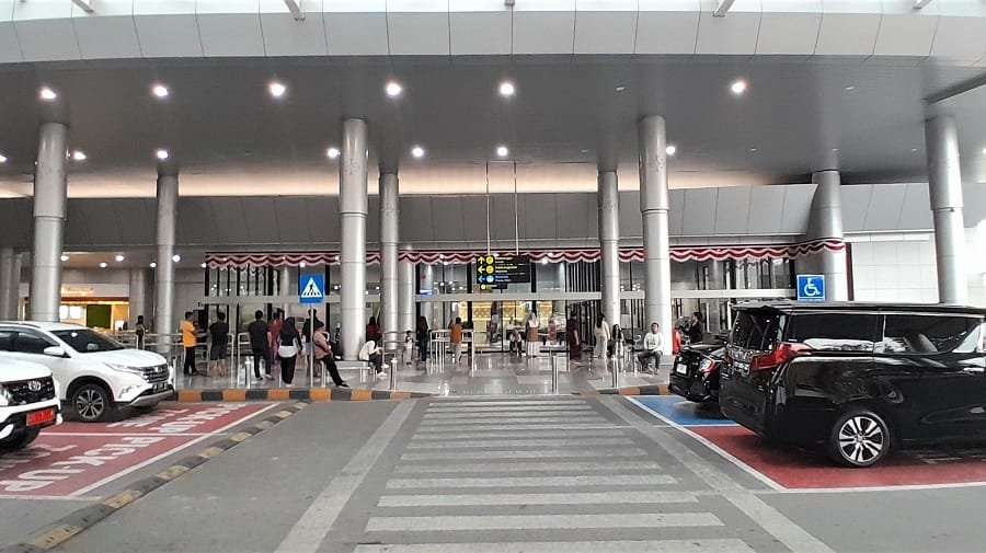 tour central-sulawesi Palu International Airport